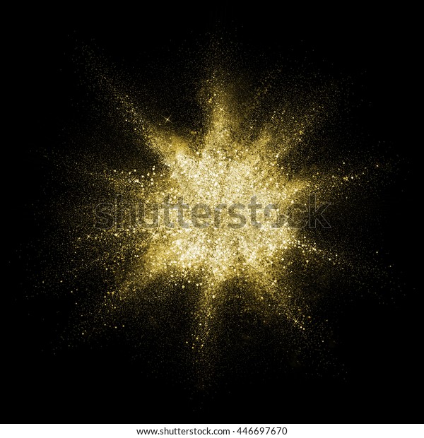 金のきらめく粉の爆発 金色のちりのはね ファッション背景に金色のテクスチャーでパーティクルが破裂し 高級な壁紙 魔法の霧が輝いている 黒い背景に粉末状の鮮やかな金 のイラスト素材