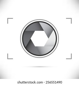 Gray stylized camera shutter diaphragm