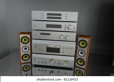 Hifi Stereo With Speaker