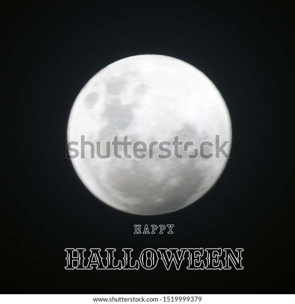 An\
illustration happy halloween with full\
moon