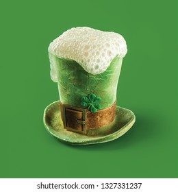 Leprechaun hat with beer foam for St. Patric day. 3d rendering illustration