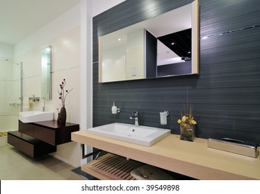 Modern Bathroom