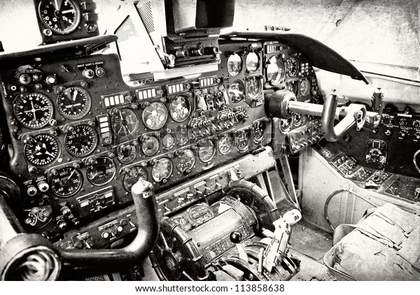 Plane Cockpit Old Aircraft Interior Retro のイラスト素材