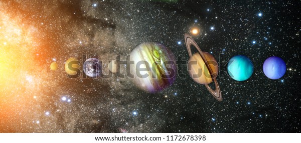 太陽系の惑星 太陽 水星 金星 地球 火星 木星 土星 天王星 海王星 銀河系 黒雲系 星 外側のスペース ワイド形式 Nasaが提供するこの画像のエレメント のイラスト素材