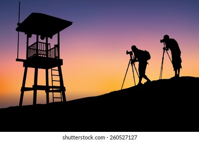 山 男性 後ろ姿 のイラスト素材 画像 ベクター画像 Shutterstock