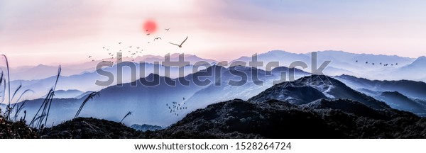 At sunset, there is a continuous landscape with thousands of birds nesting in the mountains, and the Chinese painting style of ink and landscape.