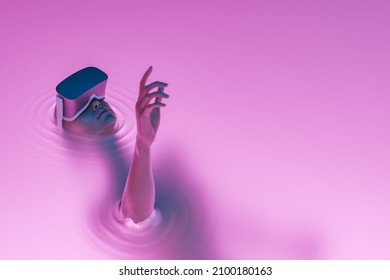 surrealistic scene of a girl with VR glasses immersed in liquid with neon lighting. metaverse concept, nft, creative art and technology. 3d rendering