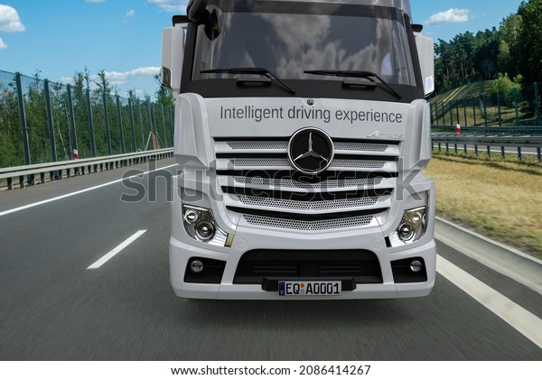 Szczecin,Poland-December
2021:New Mercedes Actros: Autonomous truck in which the Intelligent
Drive System-3d
illustration.