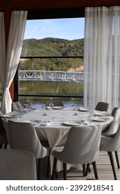 the table overlooking the lake 