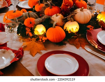 Table Set For Thanksgiving. Pumpkin, Festive Dinner, Table Setting. Halloween. 3d Illustration 