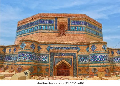 Tomb Of Ghazi Khan, Founder Of Dera Ghazi Khan City