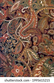 Traditional Paisley Pattern Border Design