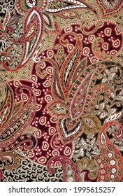 Traditional Paisley Pattern Border Design