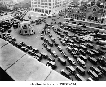 A Traffic Jam At The New York Entrance Of The Holland Tunnel New York City Ca 1920s