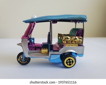 Tuk Tuk Thai Taxi Toy