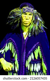 VICTORIA BC CANADA JUNE 24 2015: Pop Art Sign Of Native Indian Man In Traditional Costume. First Nations In BC Constitute A Large Number Of First Nations Governments And Peoples In The Province Of BC