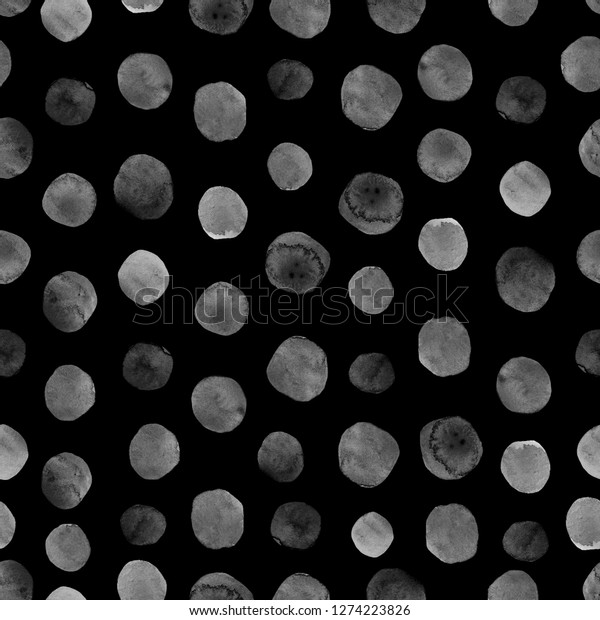 Watercolor circles seamless pattern. Retro\
hand drawn circles ornament. Polka dot pattern. Round shapes.\
Grunge painted ornament on black\
background.