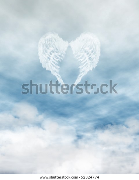 青い空と雲の背景に心の形をした白い羽の天使の羽 のイラスト素材 52324774