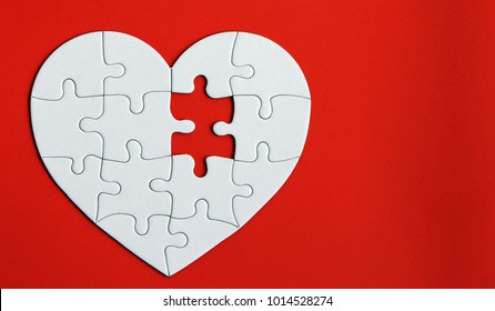 1,027 Heart missing piece puzzle Images, Stock Photos & Vectors ...