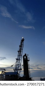 ​#OffshoreLife
​#OilAndGas
​#FlareStack
​#Industrial
​#SunsetGlow
​#BlueHour
​#WorkingHard
​#EnergyIndustry
​#Skyline
​#WorkViews