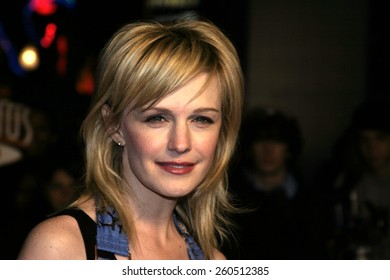 01/27/2005 - Universal Studios Hollywood - Kathryn Morris At The Premiere Of 