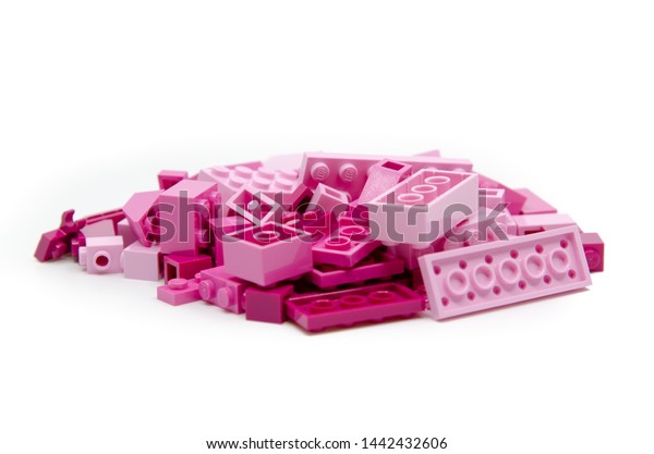 lego classic pink