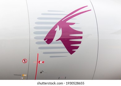 Qatar Airways Logo Images Stock Photos Vectors Shutterstock