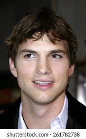 03/13/2005 - Hollywood - Ashton Kutcher At The 