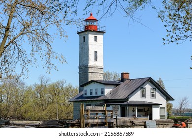 05-07-2022 Ogdensburg Lighthouse on the St. Lawrence Seaway