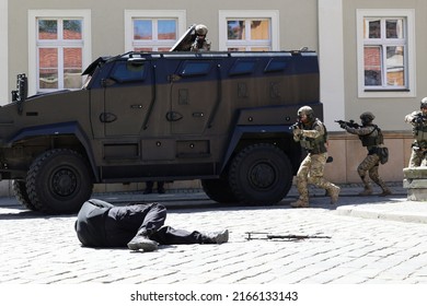 05.25.2022 wroclaw, poland, A combat team of police counter-terrorists during an action during an exercise.