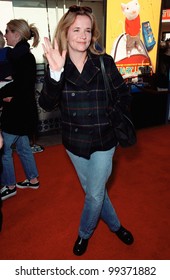 05DEC99: Actress LEA THOMPSON At The World Premiere In Los Angeles Of 