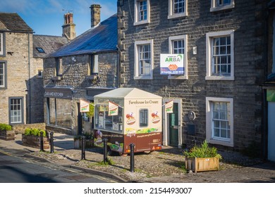 06.05.2022 Settle, North Yorkshire, Uk  An Ice Cream Van Or Ice Cream Truck Is A Commercial Vehicle That Serves As A Mobile Retail Outlet For Ice Cream