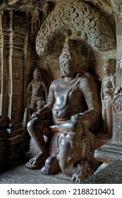 08 18 2006 Matanga Yaksha God of Prosperity  Ellora Cave at indra sabha Aurangabad , Maharashtra , India