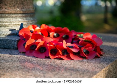 08/09/2020 Portsmouth, Hampshire, UK A Red Poppy Wreath Laid On A War Memorial In Remembrance Of War Dead