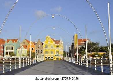 Willemstad/Curaçao/Curaçao - 08/10/2016: Queen Emma Bridge