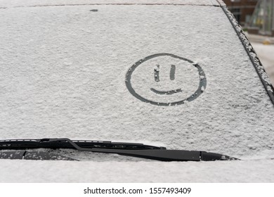 08/11/2019 Russia. St. Petersburg. Smiling Emoticon On A Car Windshield. The Concept Of Polite And Cheerful Driving.