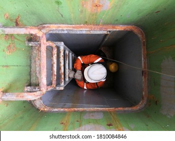 09.09.2019 Entry Into Enclosed Space Training Onboard A Cargo Ship For 2019 PSC CIC - PSC Concentrate Inspection Campaign Which Will Be Held From September To November 2019