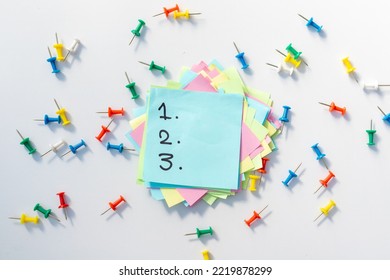 1 2 3 to do list on a sticky note isolated on white background
