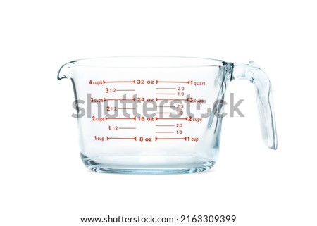 1 Quart Glass Measuring Cup With Pouring Spout Isolated on White Background with Shadow 1qt