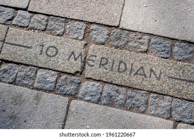 10. meridian east guidance, longitude line memorial crossing a sidewalk, landmark in hamburg, germany