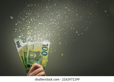 100 Euro Bills Vanish Into Thin Air