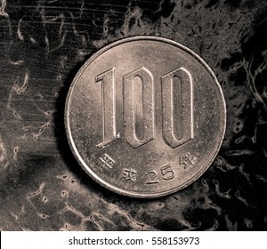 100 Japanese Yen Coin