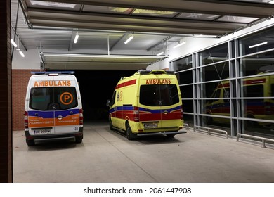 10.20.2021 Wroclaw, Poland, Night Hospital Emergency Room With An Ambulance In The Driveway.