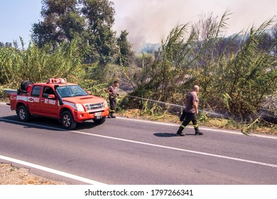 10th August, 2020 - Catania, Sicily, Italy. Large Wild Fires Tear Through The Dry Land Of Sicily Threatening To Overtake Homes And Businesses By Engulfing Them In Fire And Burning Them To The Ground.