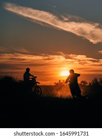                              110 Pit Bike Dirtbike Jumps Dirt Dust Silhouette Smoky  