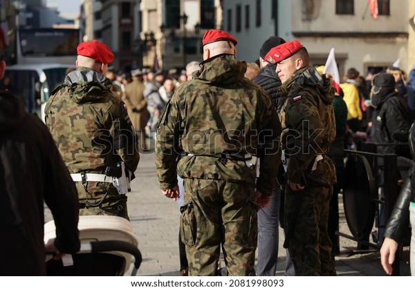 11.11.2021 wroclaw, poland, Military gendarmerie\
on promotion to the rank of officer in the Polish army on the\
Wrocław market.