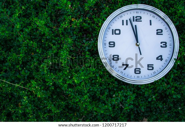 12 Oclock Lunch Time Breakwatch Green Miscellaneous Stock Image