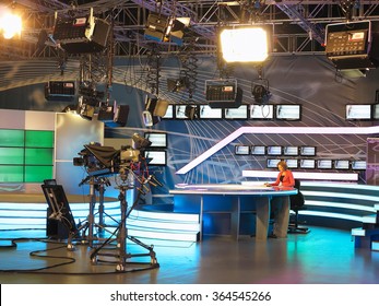 13.04.2014, MOLDOVA, "Publika TV" NEWS studio with light equipment ready for recordind release.