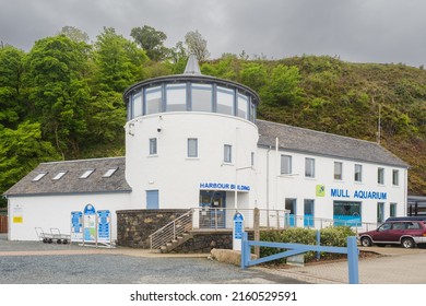 13.05.2022 Tobermory, Isle of Mull, Scotland, UK. Mull Aquarium, part of the Tobermory Harbour Association in Ledaig, Tobermory, Isle of Mull