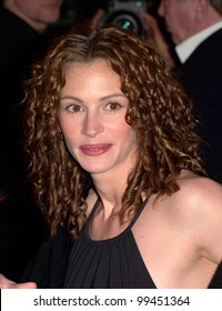 14MAR2000:  Actress JULIA ROBERTS At The World Premiere, In Los Angeles, Of Her New Movie 